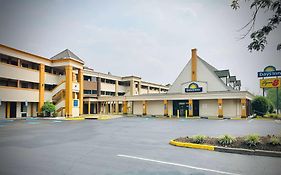 Days Inn By Wyndham Westend Alexandria,Va Washington Dc Area